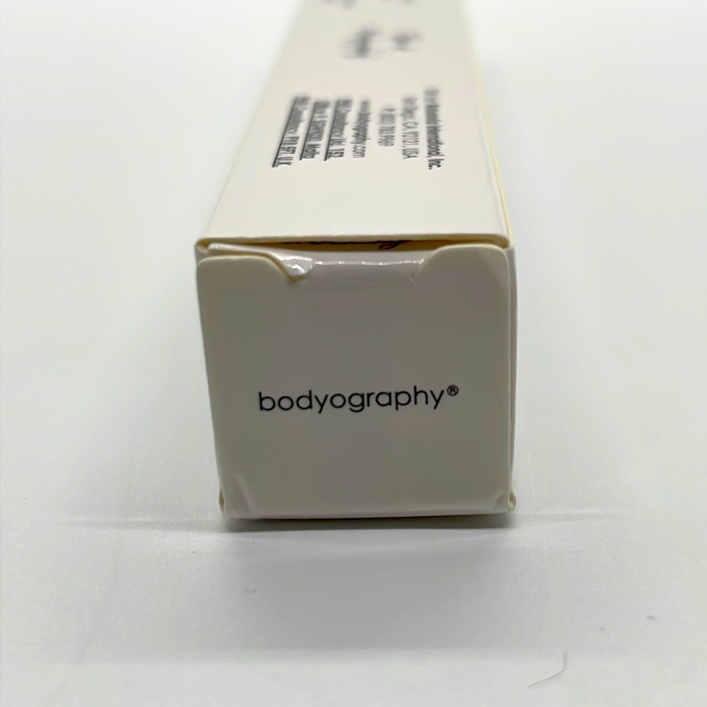 Bodyography Eye Pencil - Water-Resistant Vegan Eyeliner - Smokey Look (bronze) - Picture 5 of 8